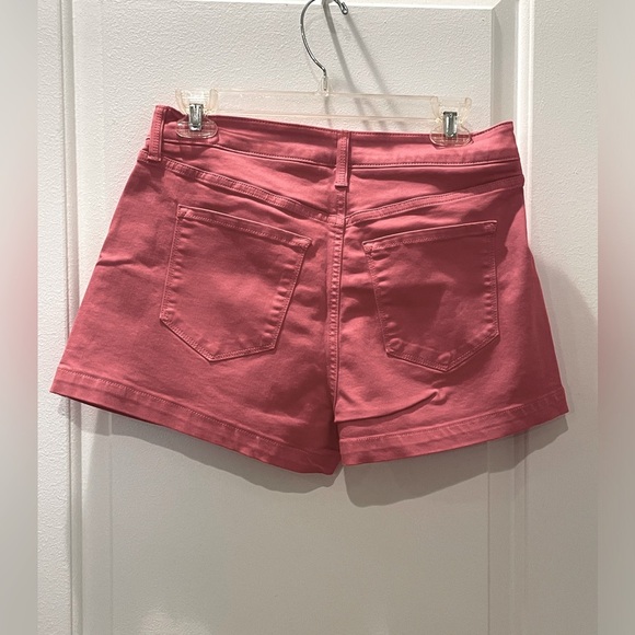 NEW…Market & Spruce Dylan High Rise Shorts - Picture 2 of 3